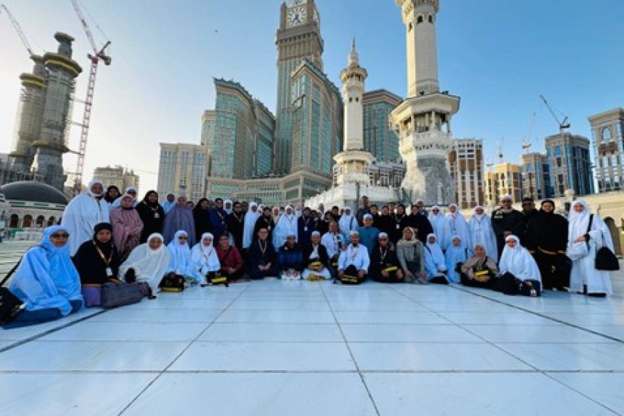 12 DAYS 10 NIGHTS UMRAH MULTAZAM (PREMIUM)